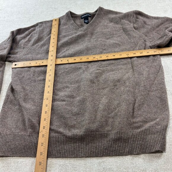 Grayson & Dunn Men's SZ Large Brown 100% Lamb's Wool Sweater - Picture 4 of 7